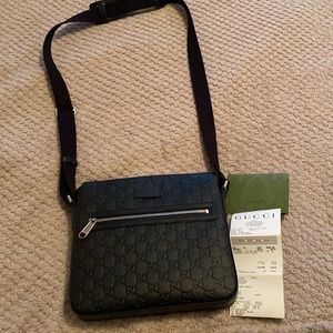 Gucci Messenger Bag